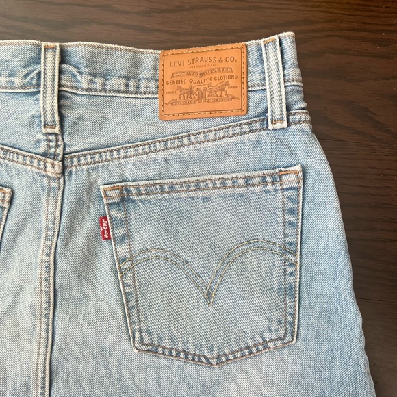 Levis Ribcage Skirt (brand new) - size 27 - Picture 7 of 10